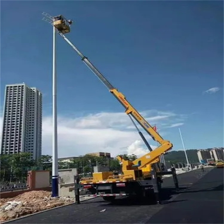 承德双滦维修路灯的曲臂升降车出租